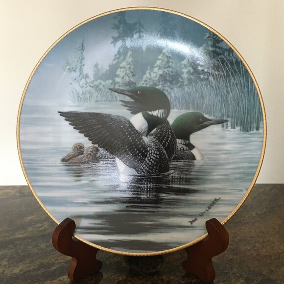 2/$40 Voice of the North Decorative Plate 'Early Start' Don Li-Leger - Picture 6 of 8